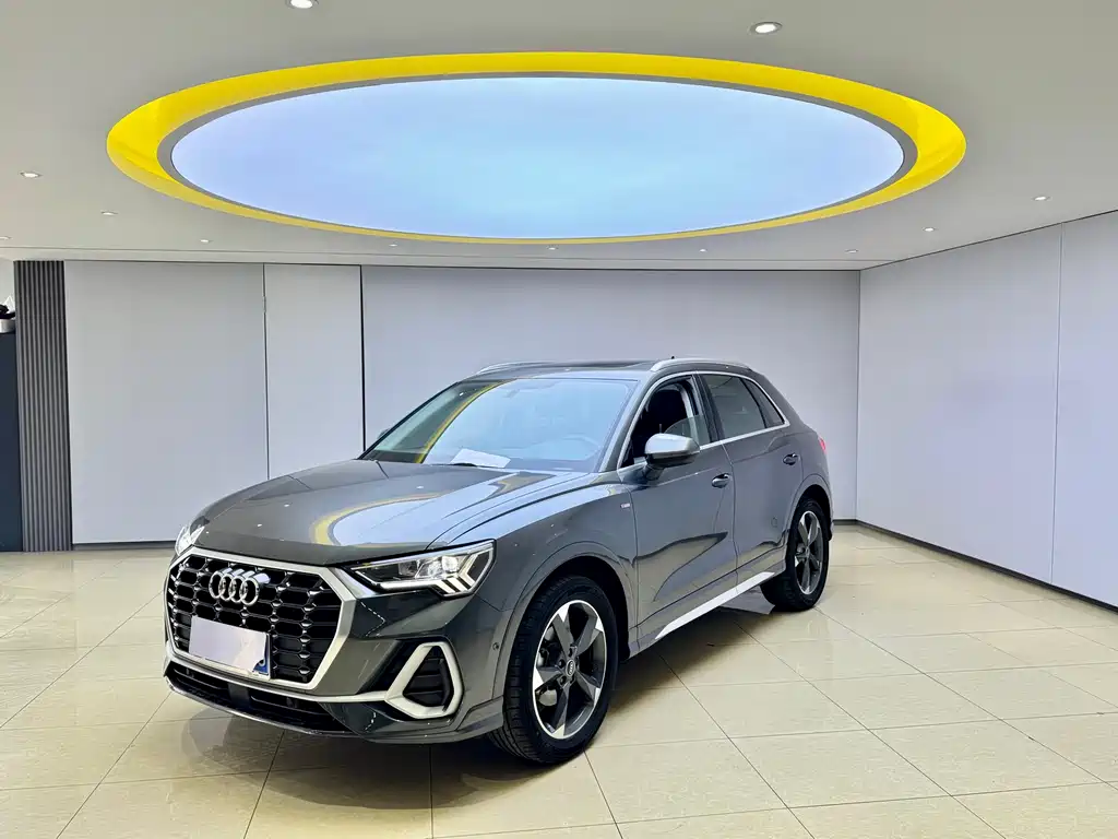Audi Q3 2022