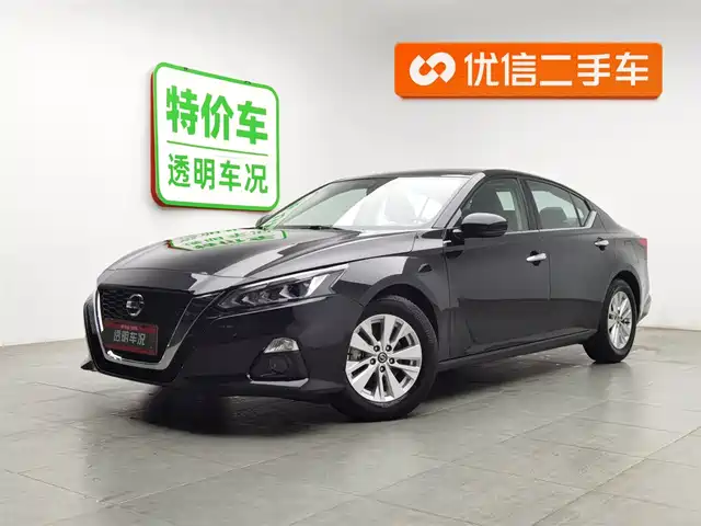 NISSAN TEANA