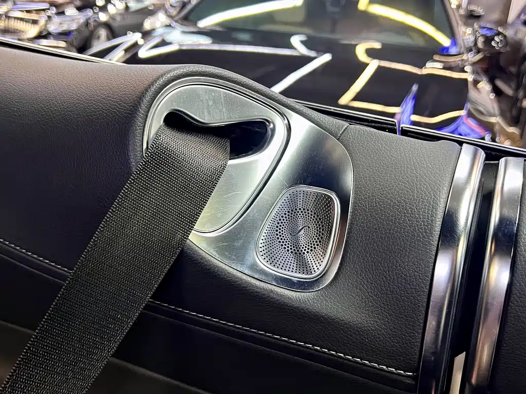 Mercedes-Benz S-Class — миниатюра 17