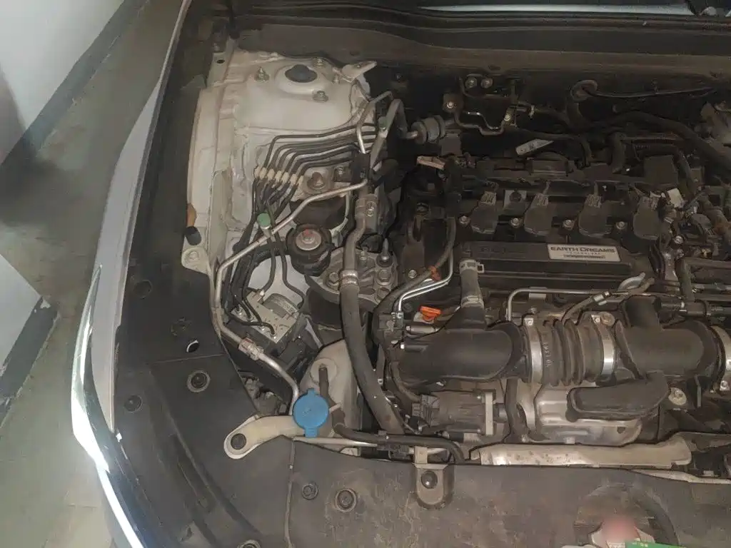 Honda Accord — миниатюра 19