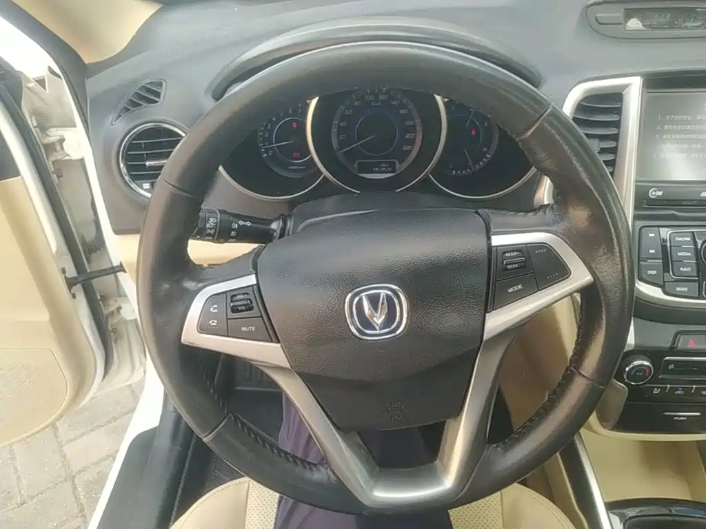 Changan Eado — миниатюра 11