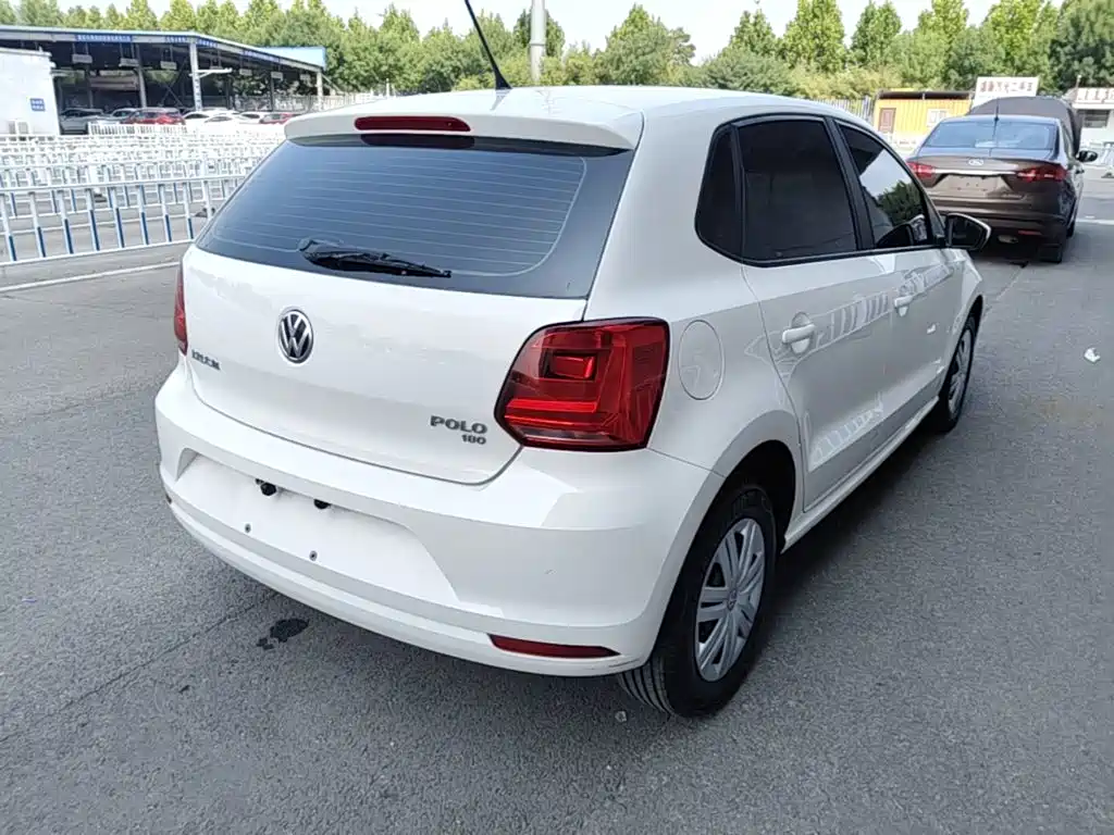 Volkswagen Polo — миниатюра 7