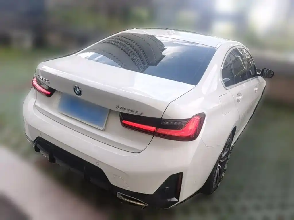 BMW 3 Series — миниатюра 10
