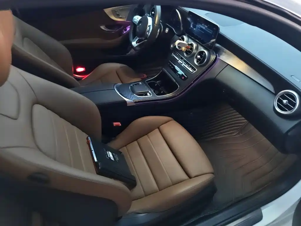 Mercedes-Benz C-Class (Import) — миниатюра 25