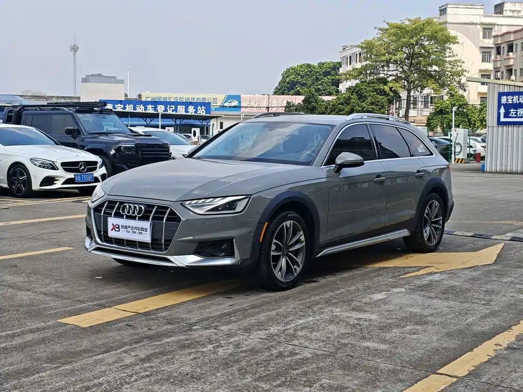 Audi A4 (Import)