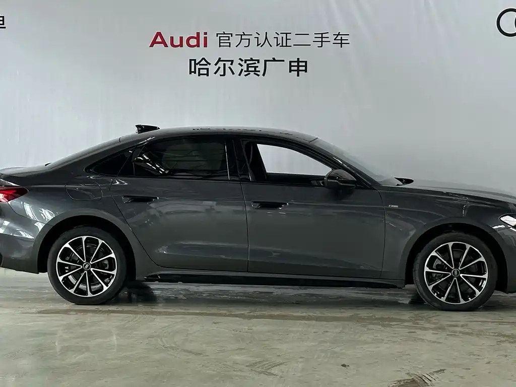 Audi A5L — миниатюра 5
