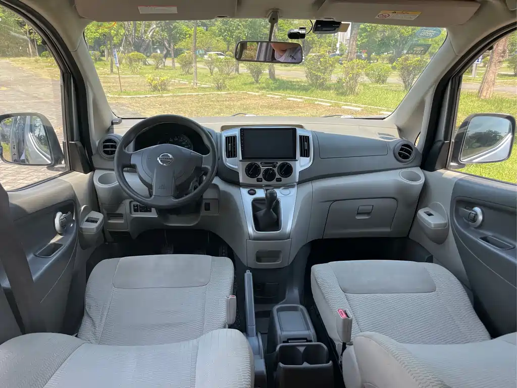 Nissan NV200 — миниатюра 17