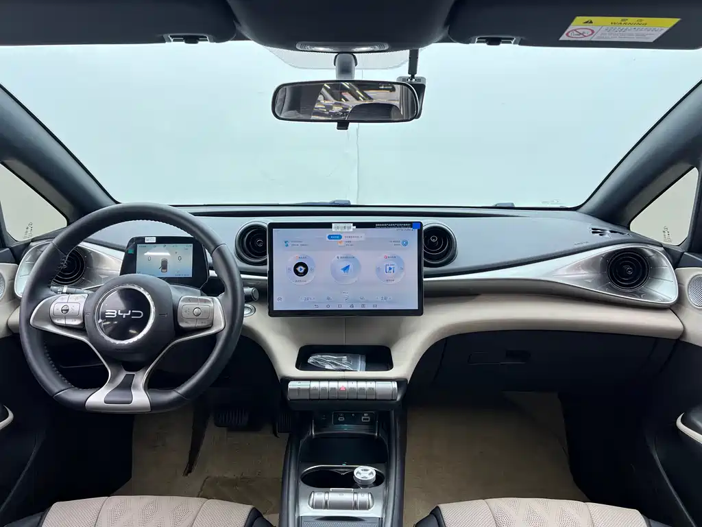BYD Dolphin — миниатюра 7
