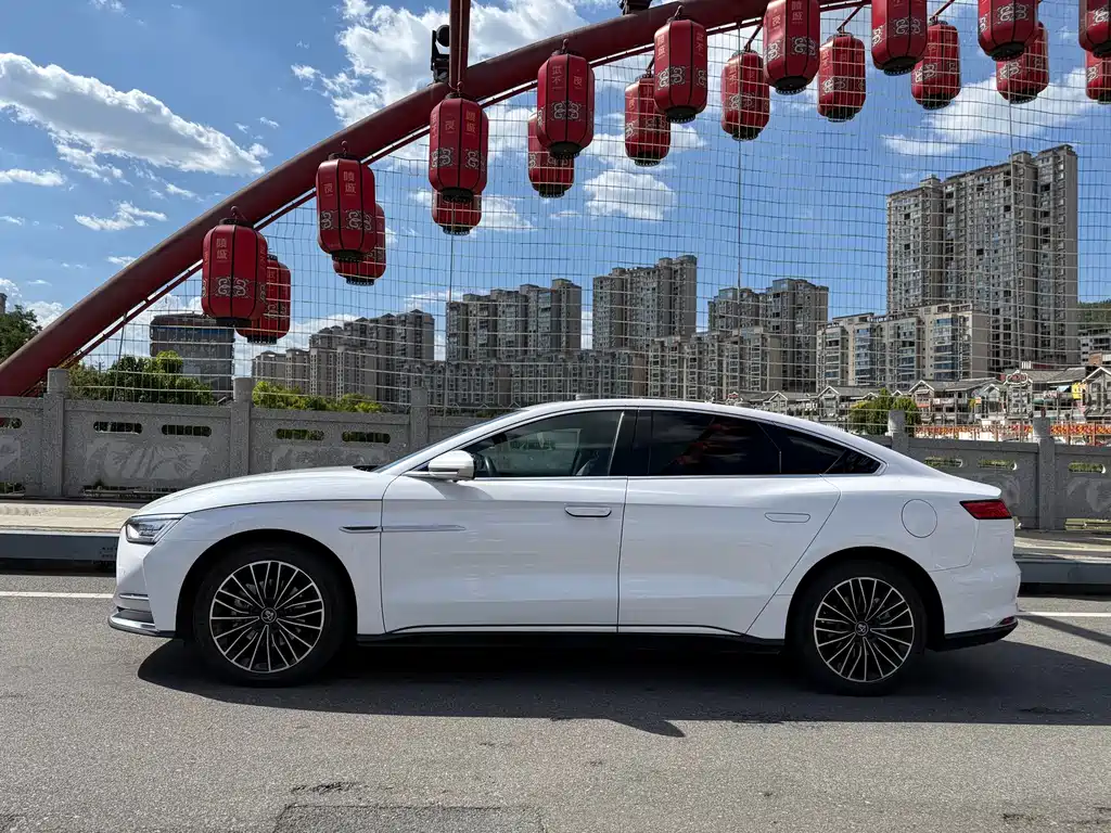 BYD Han — миниатюра 4