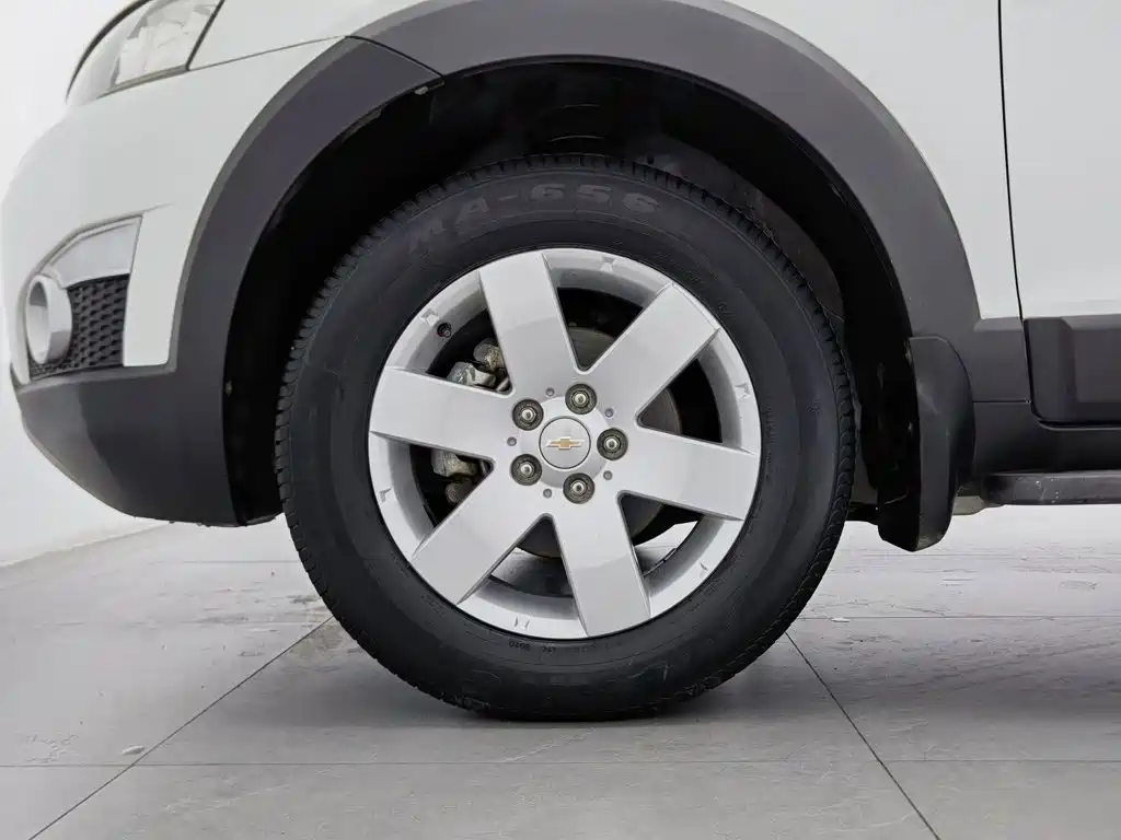 Chevrolet Captiva — миниатюра 17