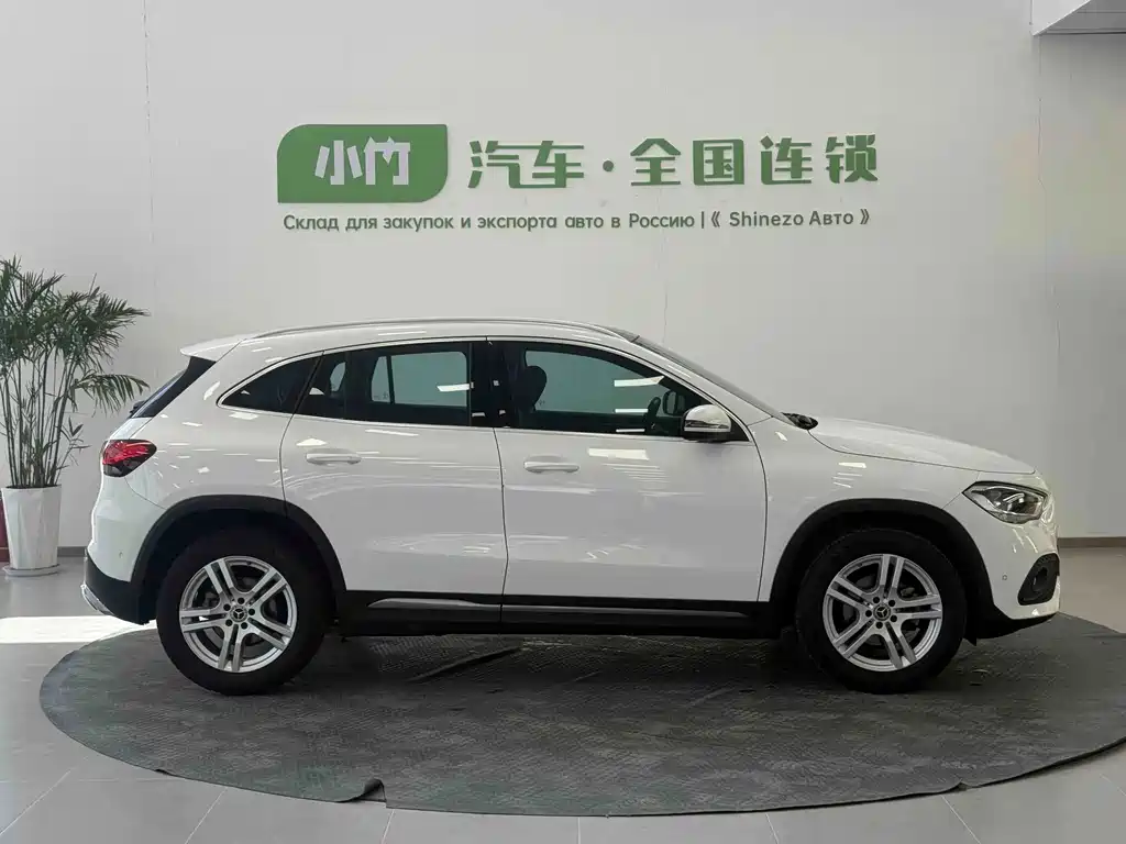 Mercedes-Benz GLA — миниатюра 6