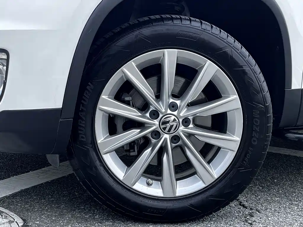 Volkswagen Tiguan — миниатюра 5