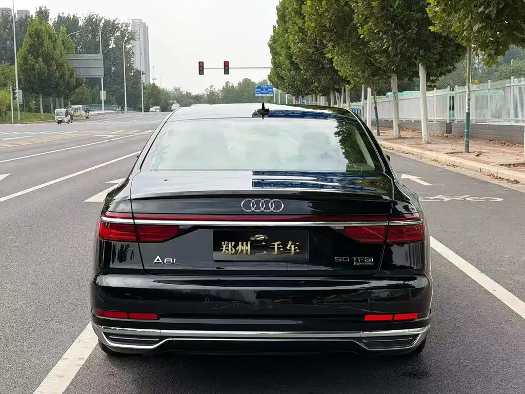 Audi A8 — миниатюра 8