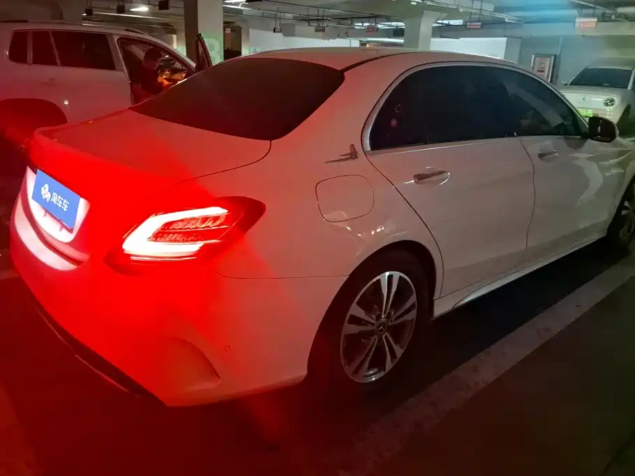 Mercedes-Benz C-Class — миниатюра 3