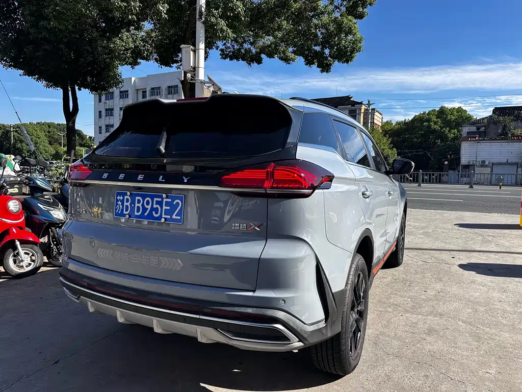 Geely Boyue — миниатюра 5