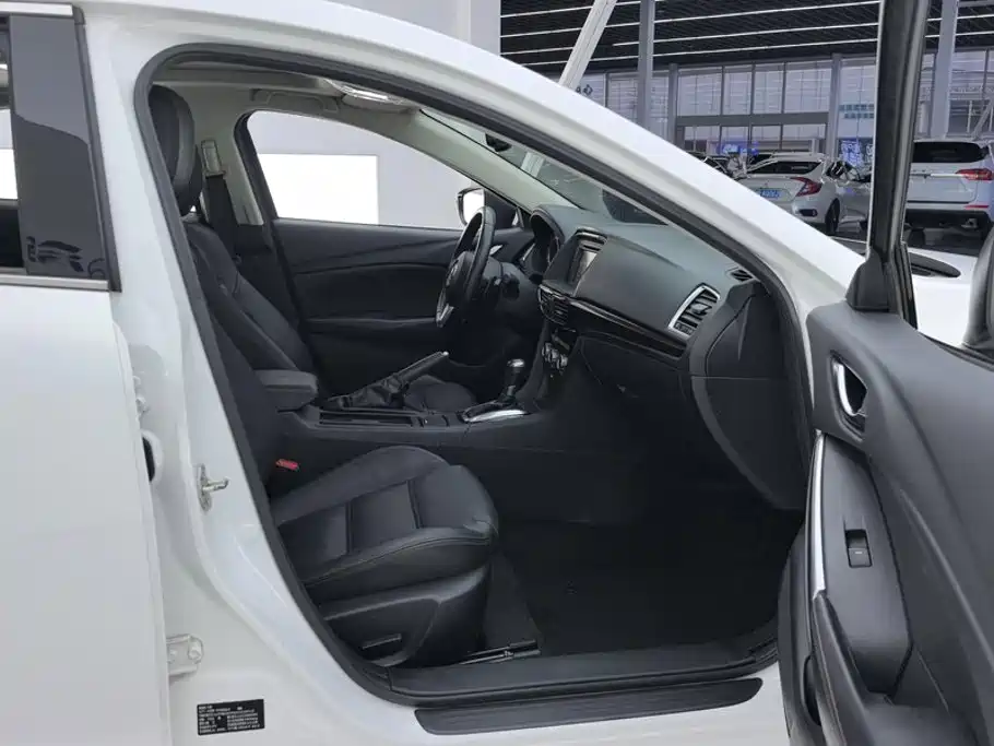 Mazda Atenza — миниатюра 8