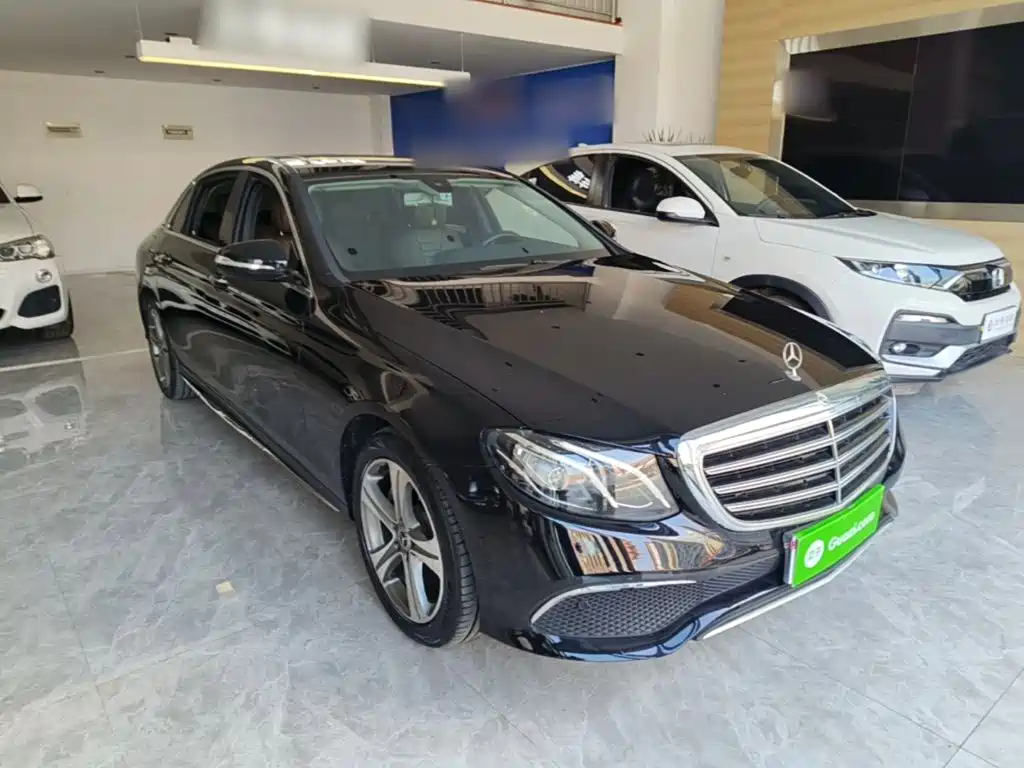 Mercedes-Benz E-Class — миниатюра 4