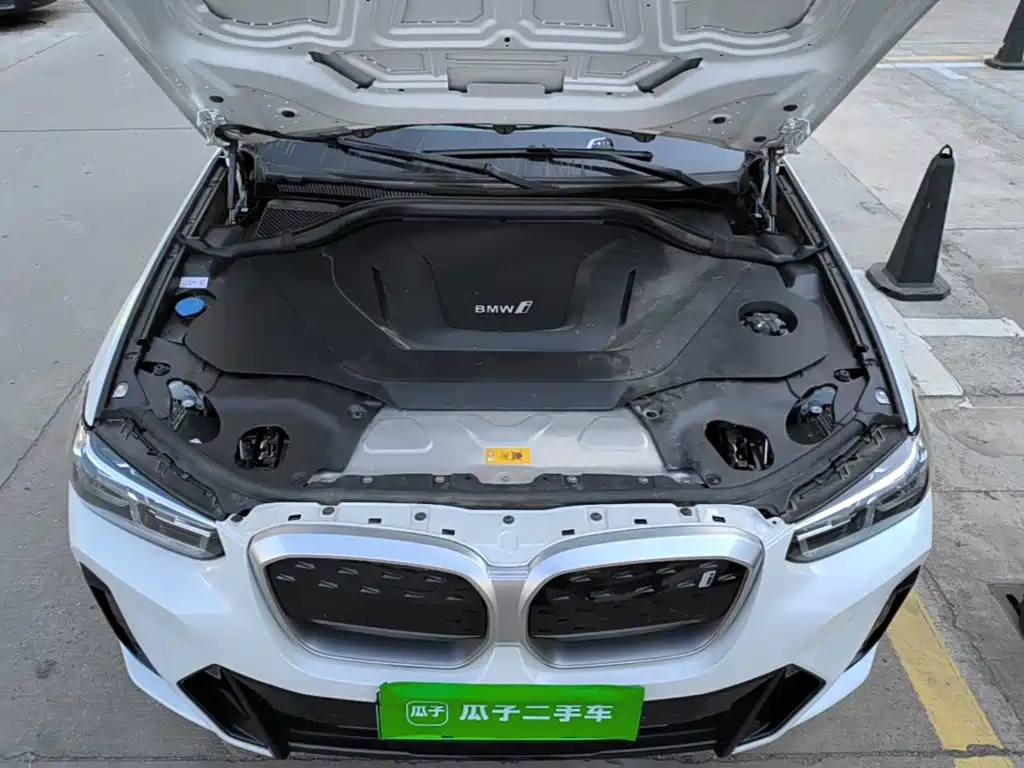 BMW iX3 — миниатюра 20