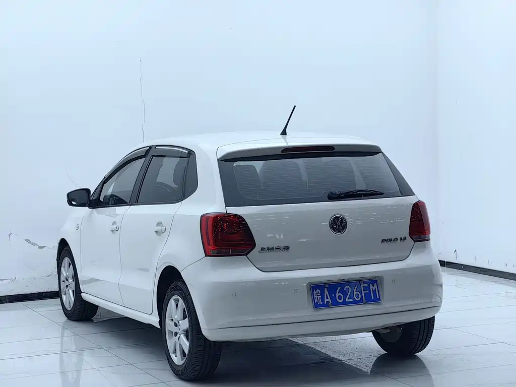 Volkswagen Polo — миниатюра 14