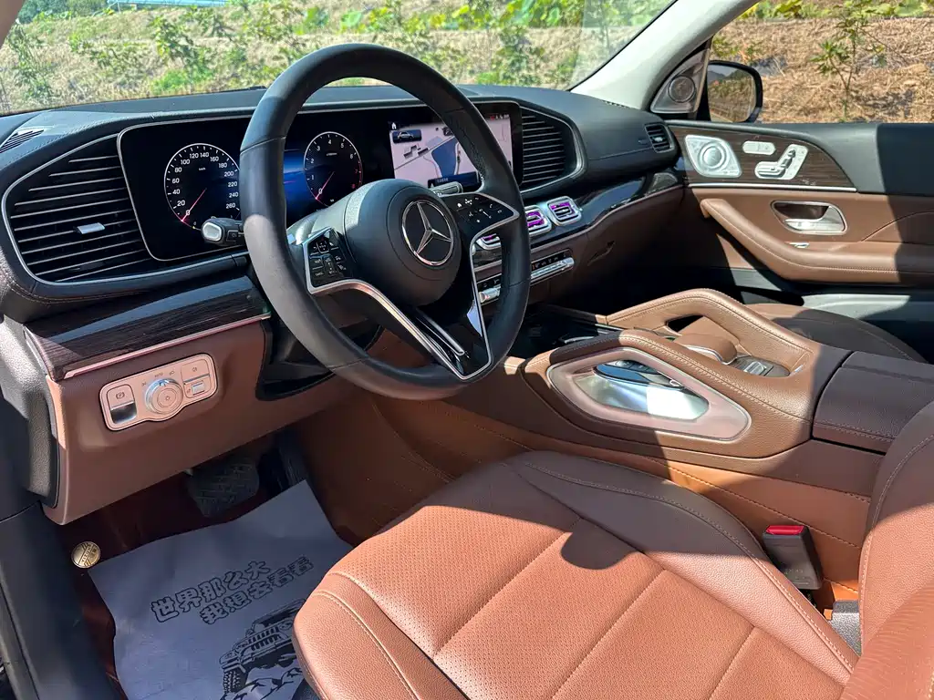 Mercedes-Benz GLE (Import) — миниатюра 6