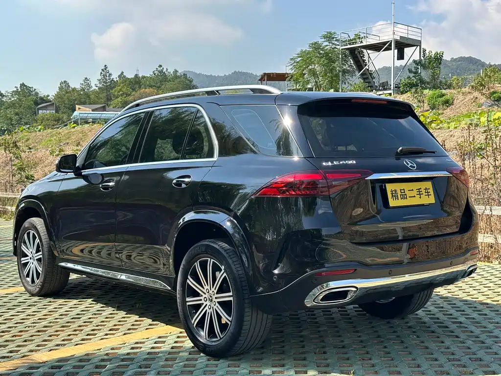 Mercedes-Benz GLE (Import) — миниатюра 15