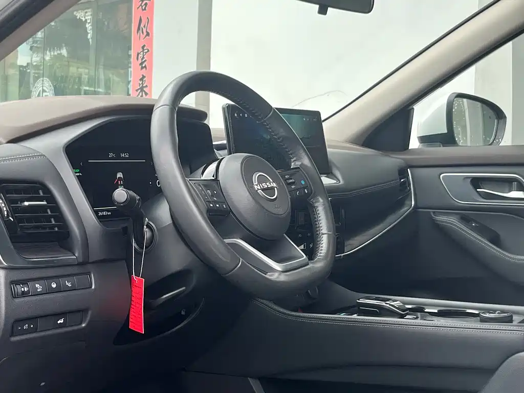 Nissan X-Trail — миниатюра 7
