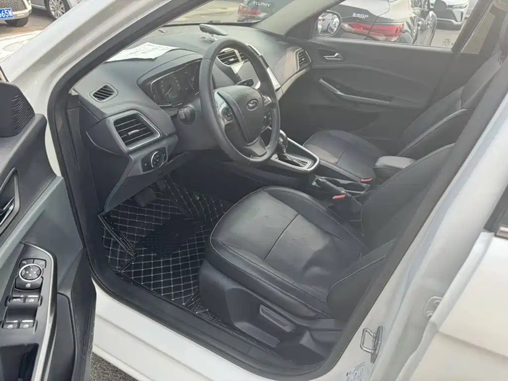 Ford Escort — миниатюра 15