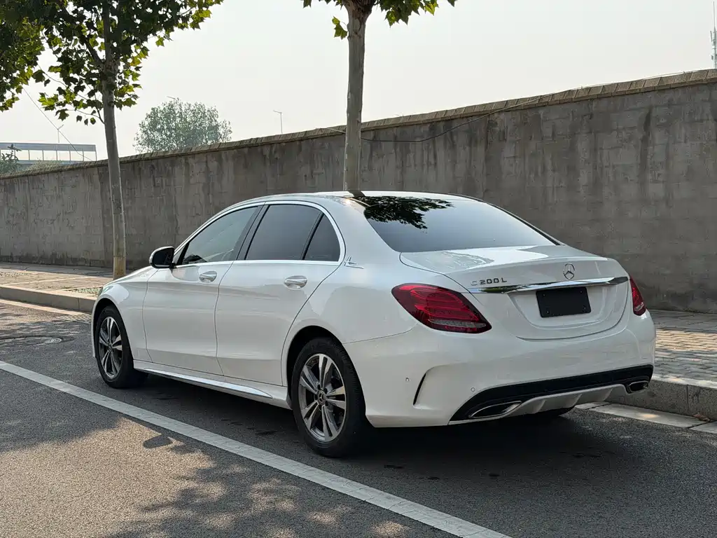Mercedes-Benz C-Class — миниатюра 5
