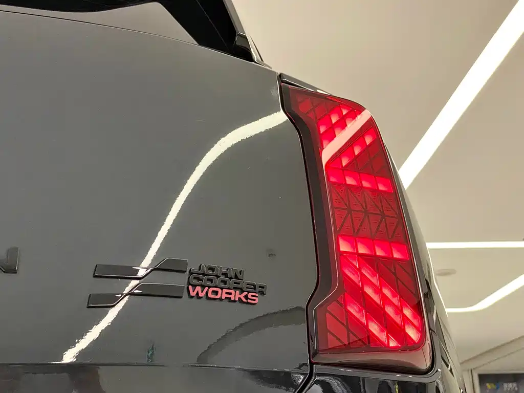 MINI Mini JCW Countryman — миниатюра 8