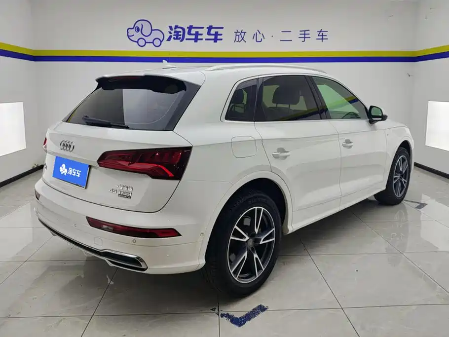Audi Q5L 2020 45 TFSI Premium Fashion