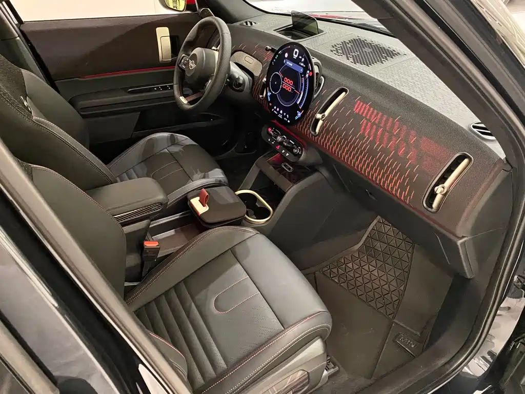 MINI Mini JCW Countryman — миниатюра 13