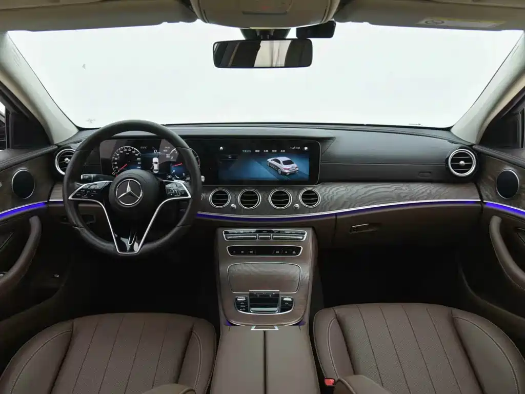 Mercedes-Benz E-Class E 2023 E 300 L Fashion
