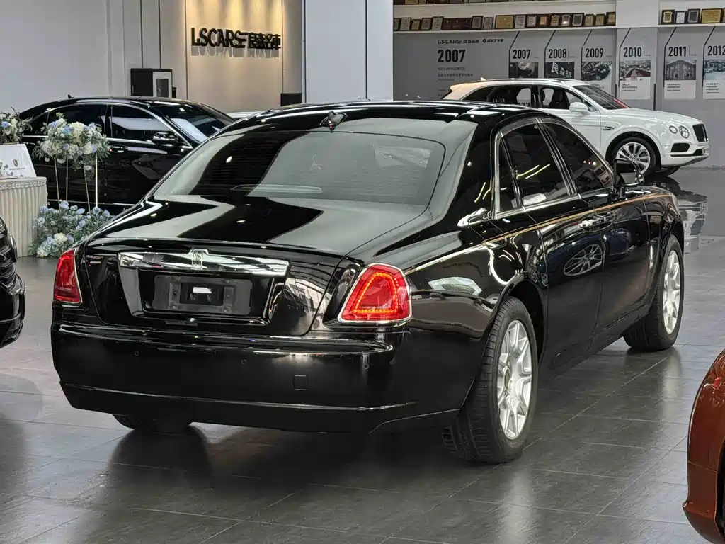 Rolls-Royce Ghost 2010 6.6T Standard