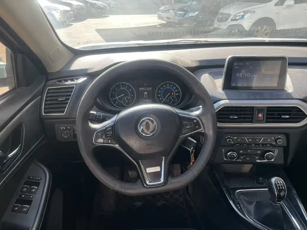 DONGFENG SCENERY S560