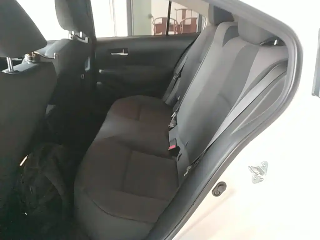 Toyota Corolla — миниатюра 17