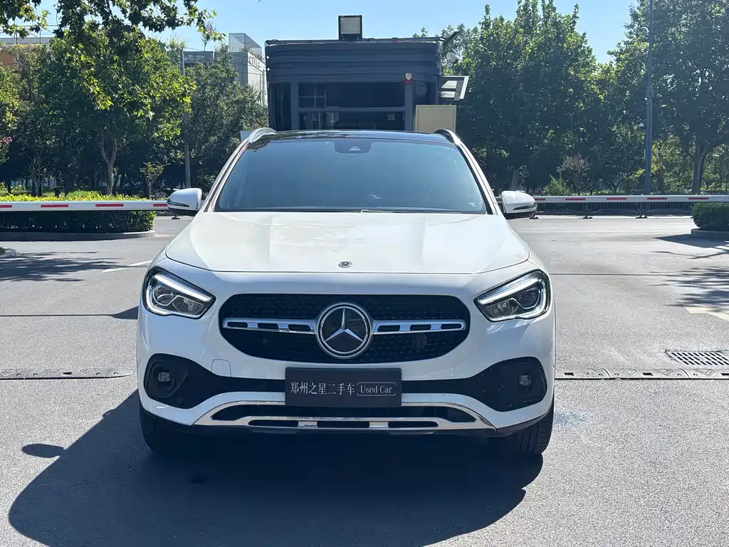 Mercedes-Benz GLA — миниатюра 2