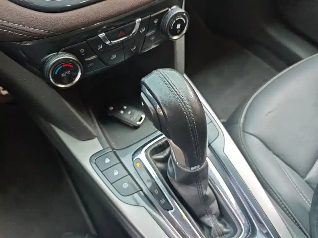 Chevrolet Malibu — миниатюра 14
