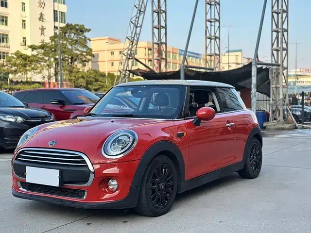 MINI  2019