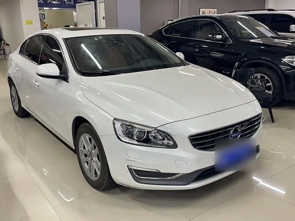 Volvo S60 — миниатюра 4