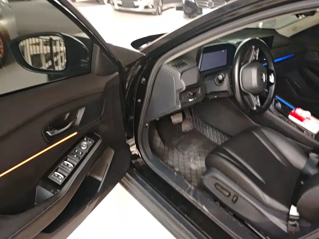 Honda Accord — миниатюра 16