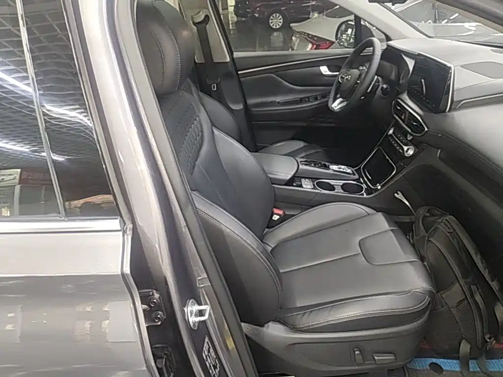 Hyundai Santa Fe — миниатюра 25