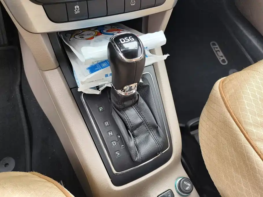 Skoda Yeti — миниатюра 16