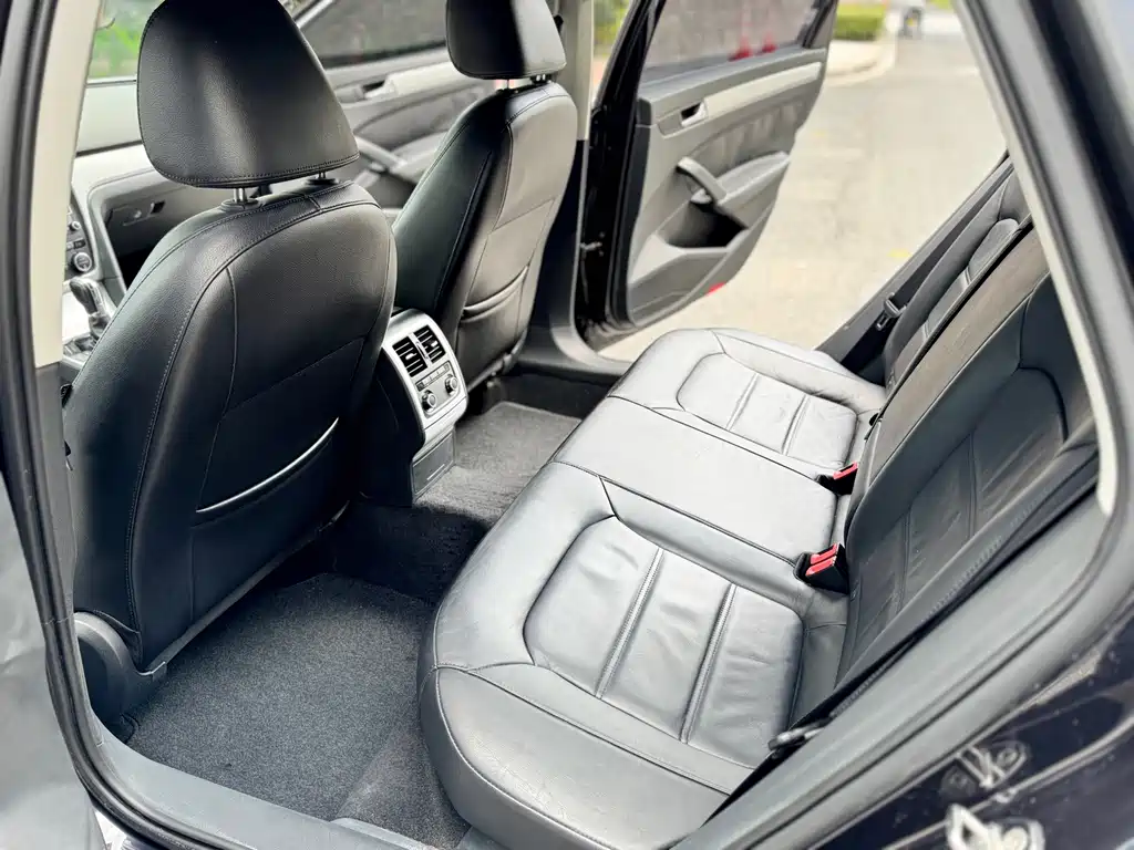 Volkswagen Passat — миниатюра 9