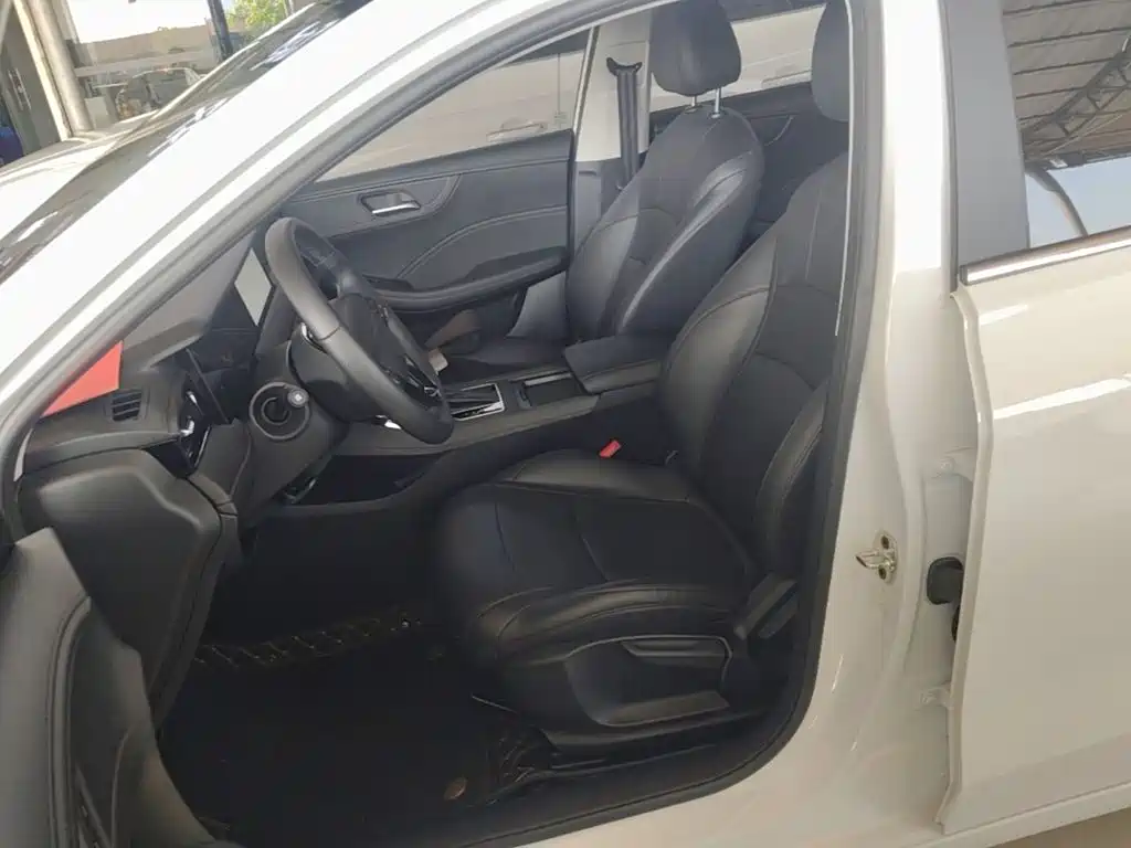 Roewe i5 — миниатюра 15