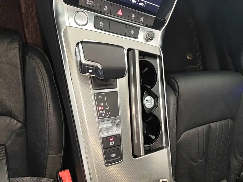 Audi A6L — миниатюра 14