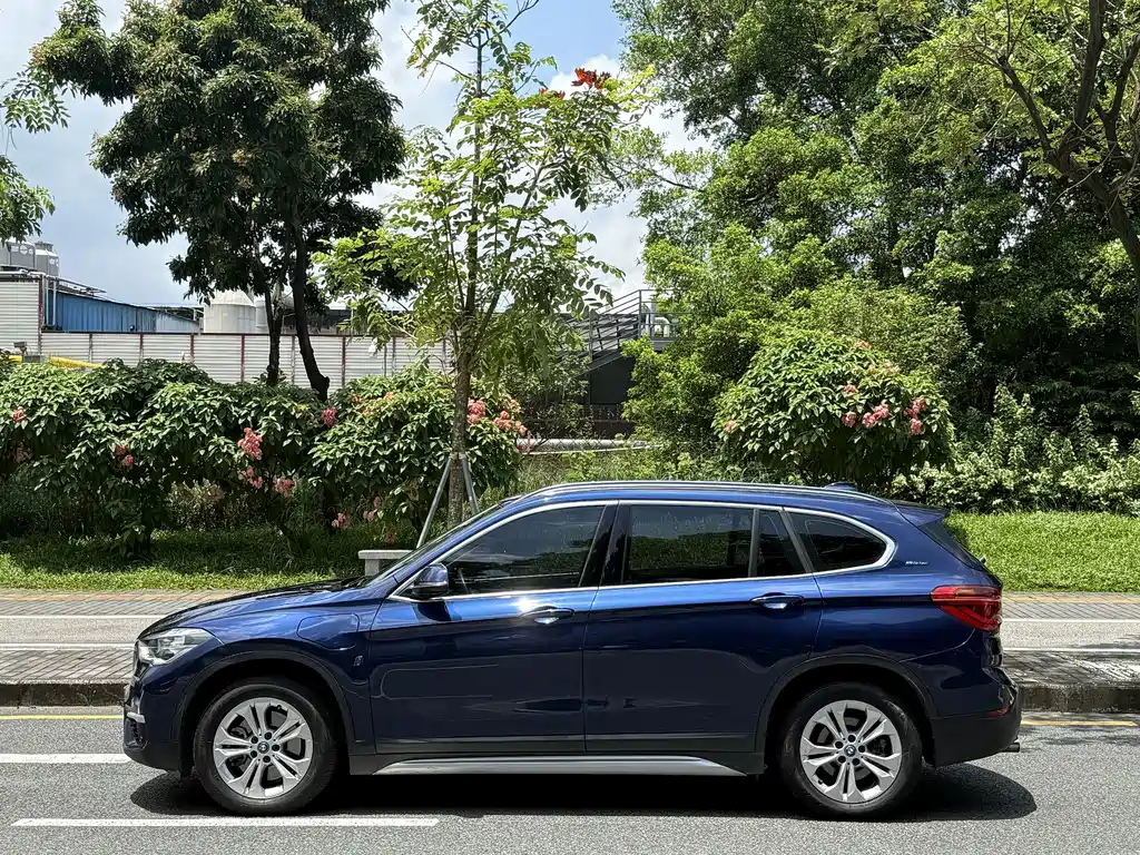 BMW X1 New Energy — миниатюра 4
