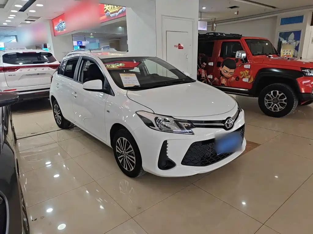 Toyota Vios FS — миниатюра 6