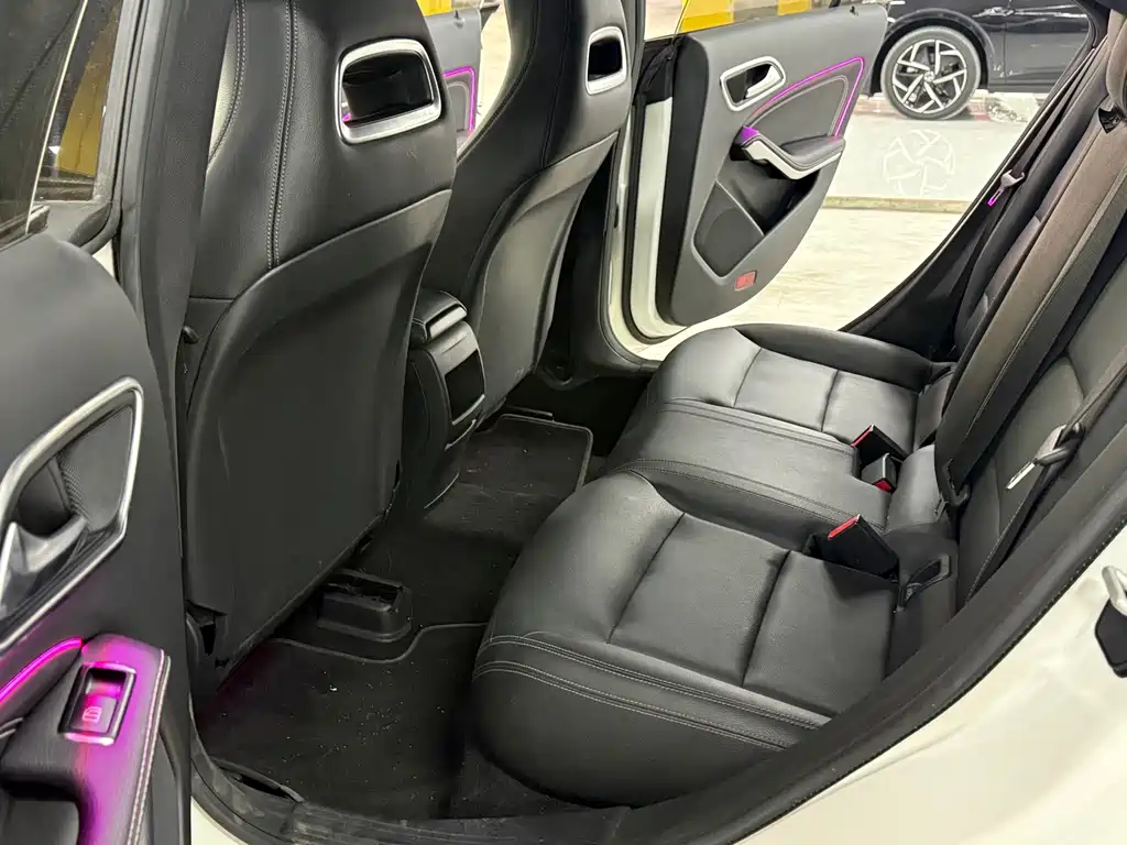Mercedes-Benz CLA (Import) — миниатюра 12