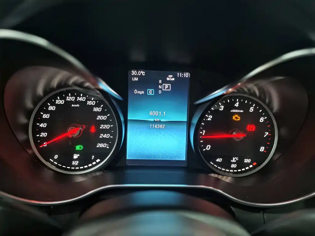 Mercedes-Benz C-Class — миниатюра 12