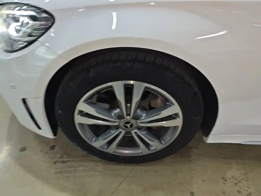 Mercedes-Benz C-Class — миниатюра 23